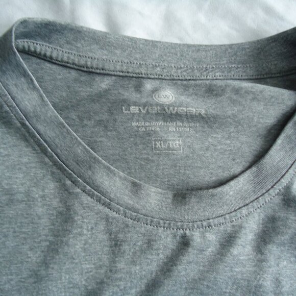 Toronto Maple Leafs Mens NHL Long Sleeve Tshirt - Picture 2 of 4